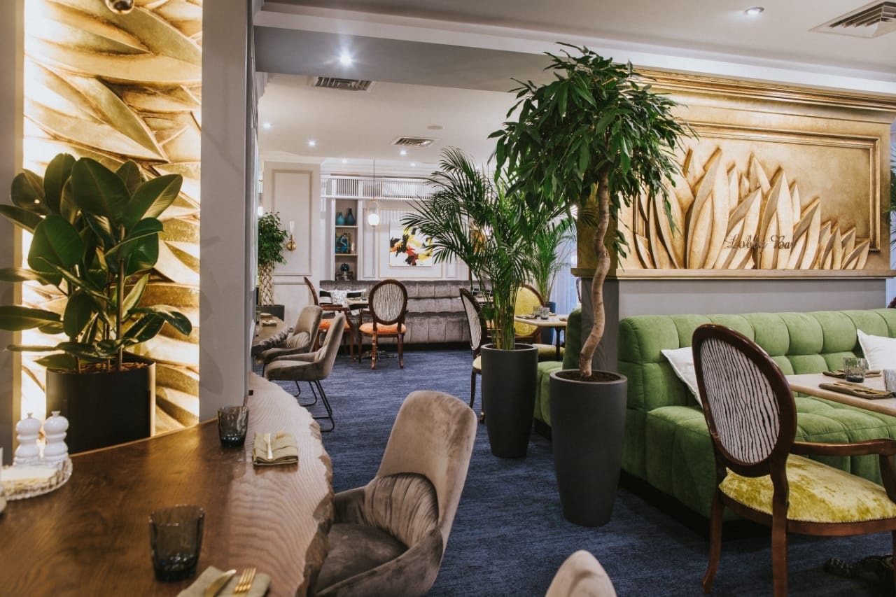 Lobby бар - Тихвин